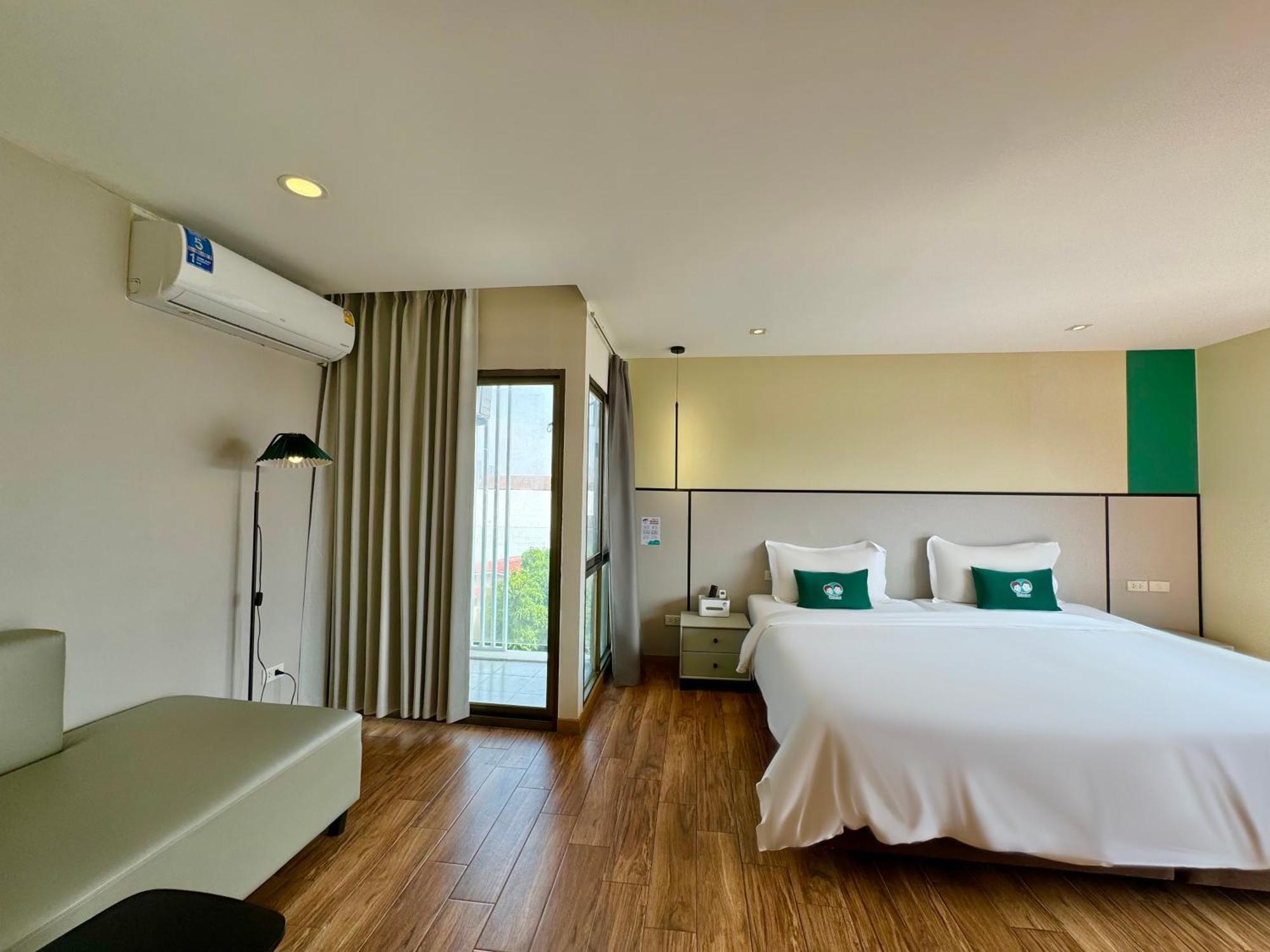 Pentafield City Residence Bangkok Bagian luar foto