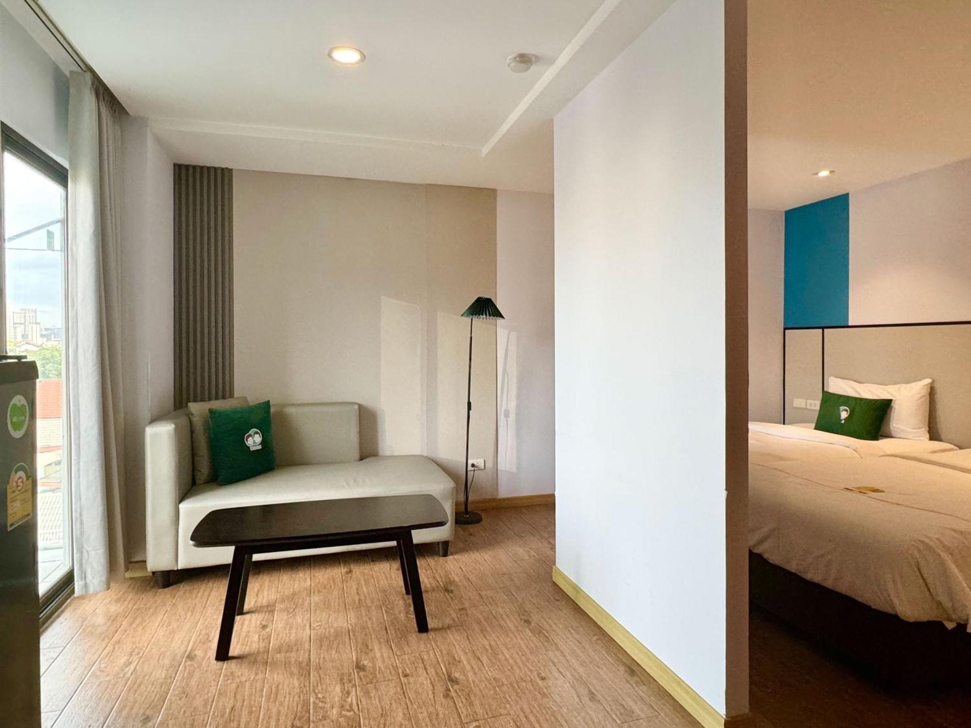 Pentafield City Residence Bangkok Bagian luar foto